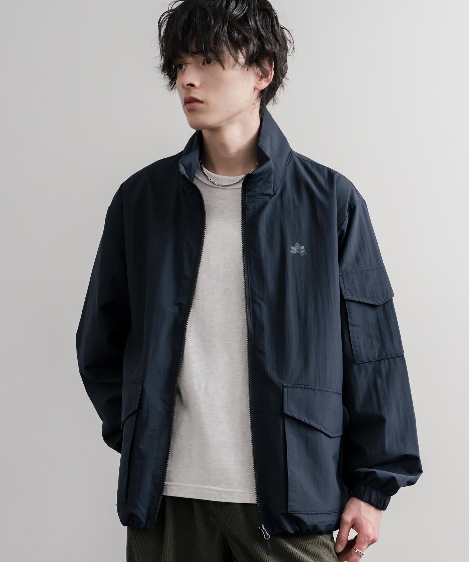 LOGOS ロゴス オーバーサイズ撥水裏タフタワンポイントロゴスタンドネックナイロンブルゾン 16451
