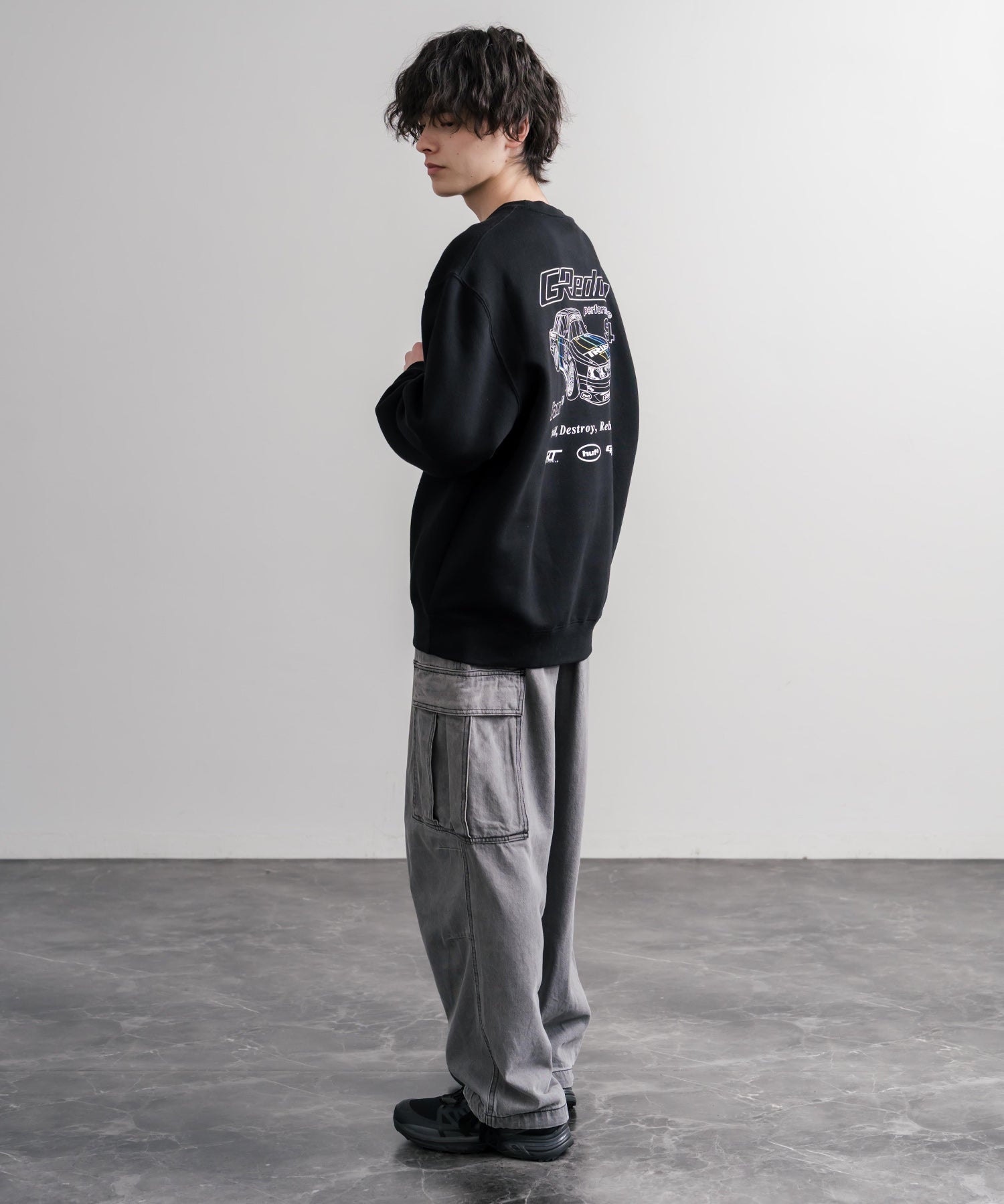 HUF ハフ オーバーサイズ裏起毛アソートプリント刺繍クルーネック長袖トレーナー 16462