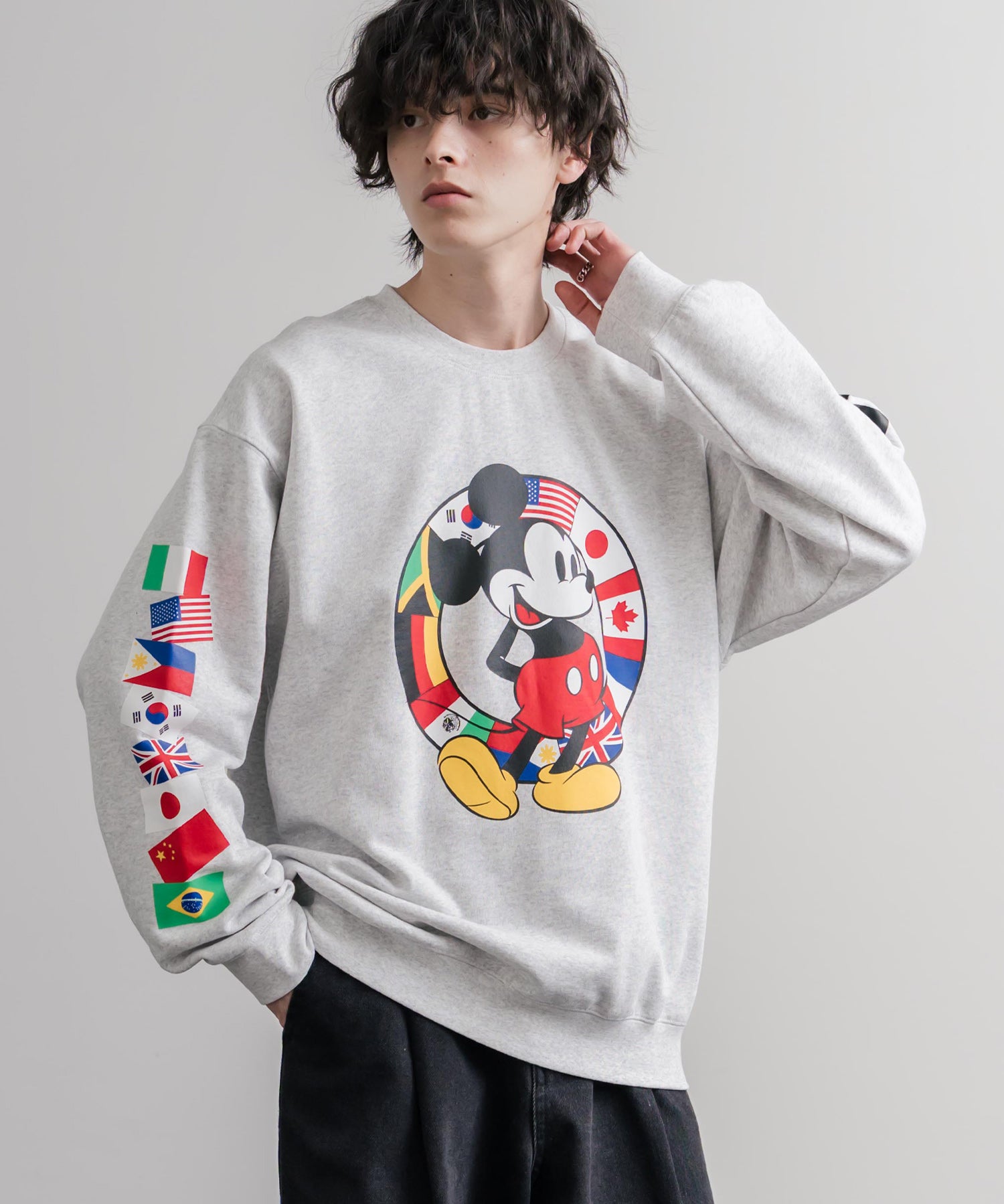 HUF ハフ オーバーサイズ裏起毛アソートプリント刺繍クルーネック長袖トレーナー 16462