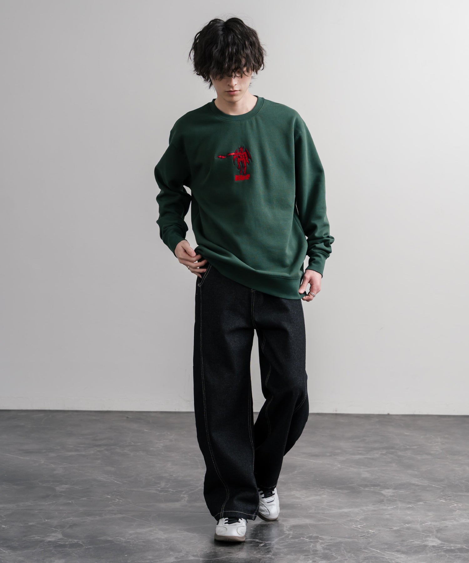 HUF ハフ オーバーサイズ裏起毛アソートプリント刺繍クルーネック長袖トレーナー 16462