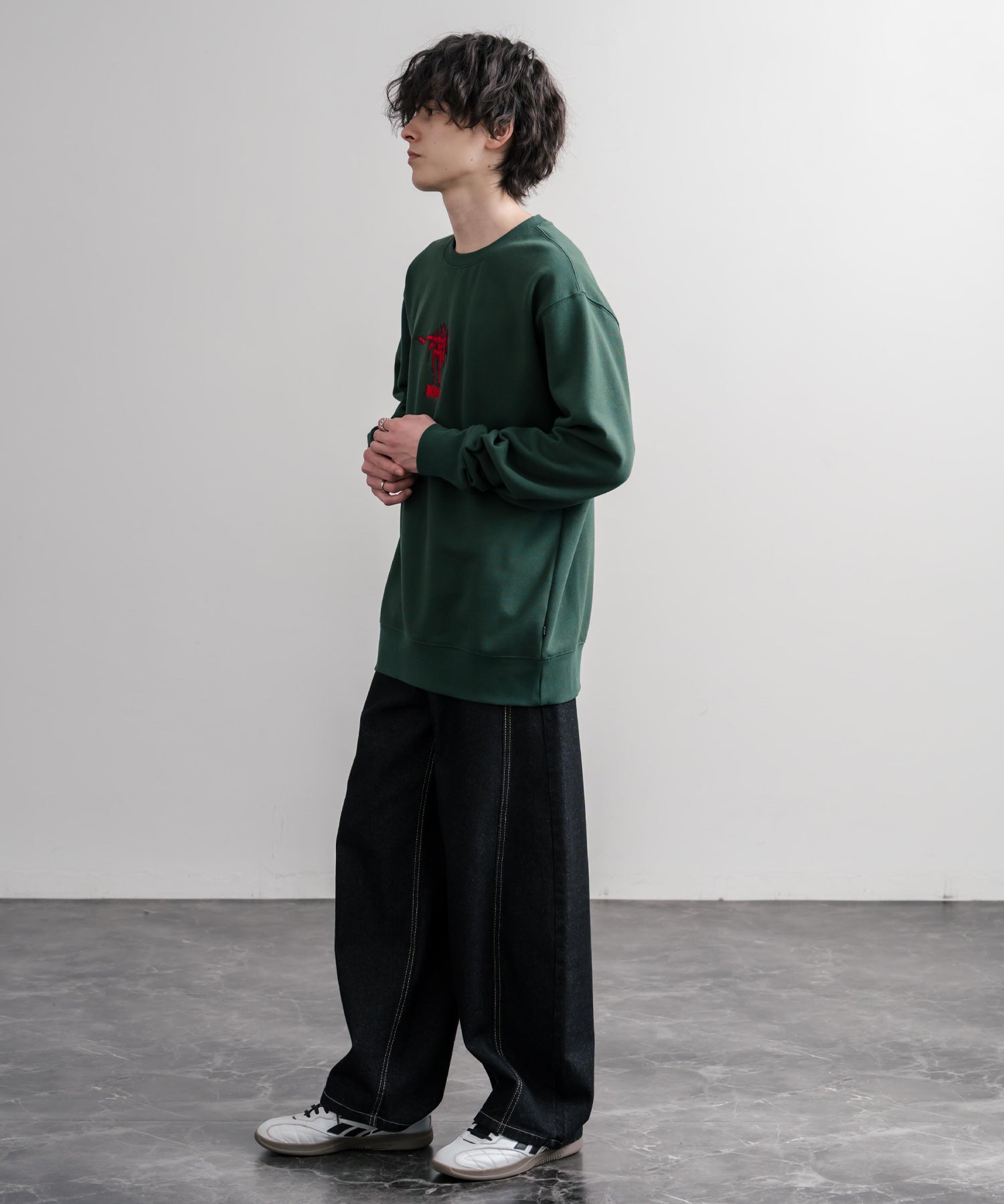 HUF ハフ オーバーサイズ裏起毛アソートプリント刺繍クルーネック長袖トレーナー 16462