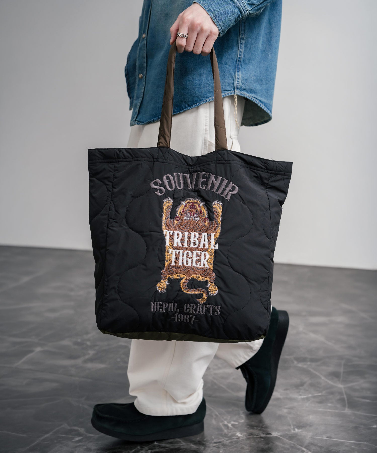 KRIFF MAYER クリフメイヤー スーベニア刺繍TOTE BAG/ひょうたん型キルティングナイロントートバッグ Z2615128 16466