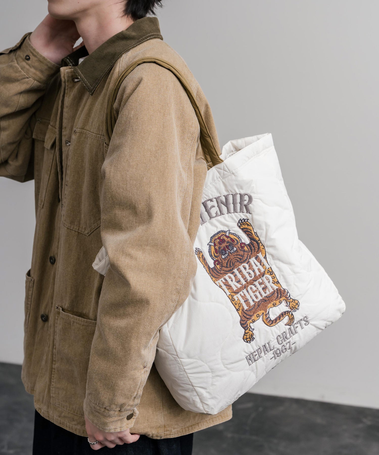 KRIFF MAYER クリフメイヤー スーベニア刺繍TOTE BAG/ひょうたん型キルティングナイロントートバッグ Z2615128 16466