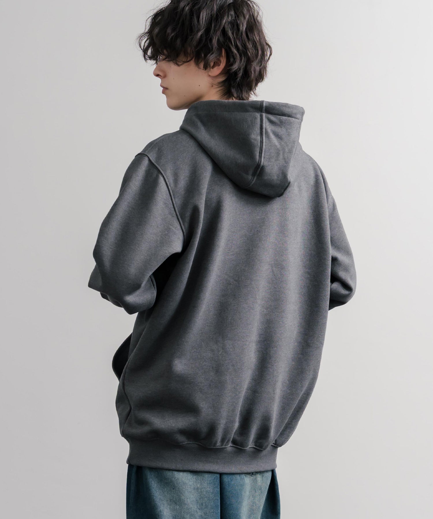 Carhartt カーハート MIDWEIGHT HOODED SWEAT/オーバーサイズ裏起毛ワンポイントロゴ長袖プルオーバーパーカー 16473