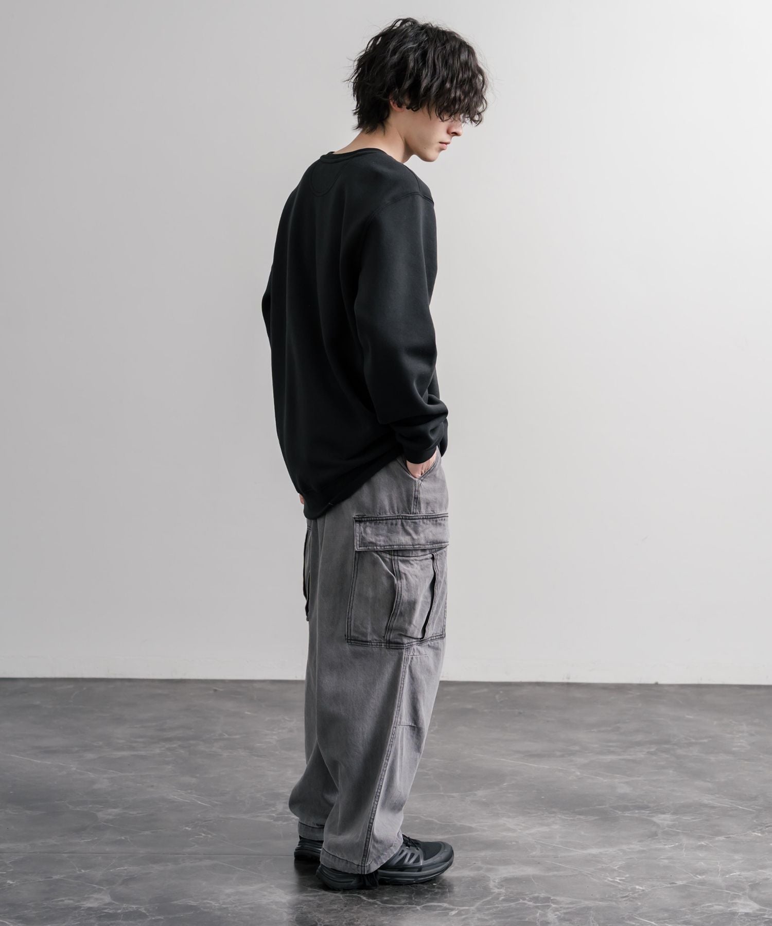 Carhartt カーハート MIDWEIGHT CREW NECK SWEAT/オーバーサイズ裏起毛ワンポイントロゴ長袖トレーナー 16474