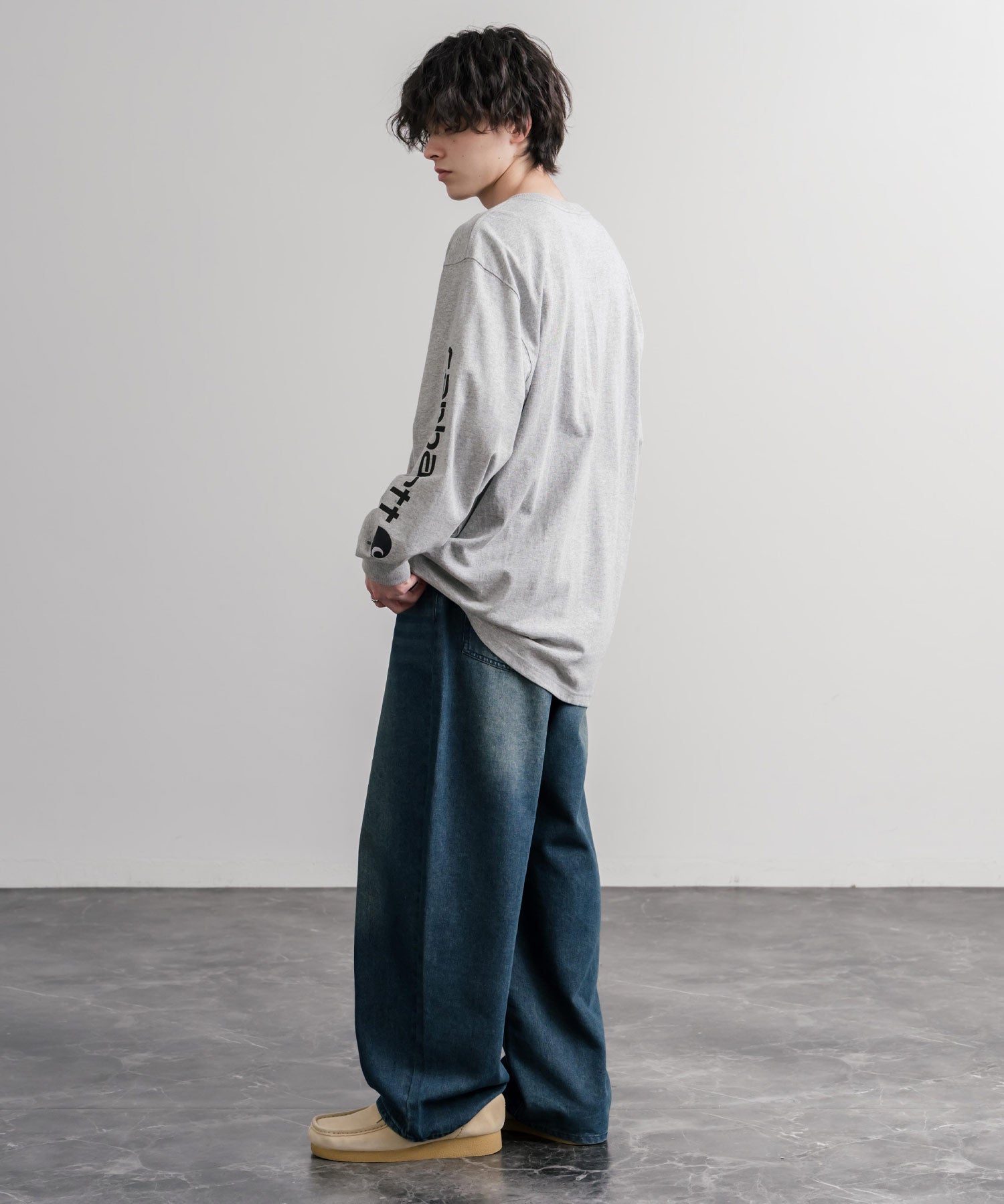 Carhartt カーハート HEAVYWEIGHT LONG-SLEEVE T-SHIRTS/オーバーサイズヘビーウェイト袖ロゴプリント長袖クルーネックTシャツ 16475