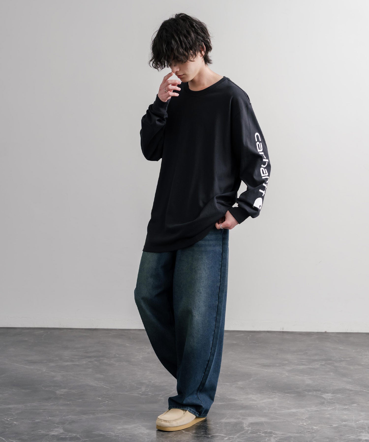 Carhartt カーハート HEAVYWEIGHT LONG-SLEEVE T-SHIRTS/オーバーサイズヘビーウェイト袖ロゴプリント長袖クルーネックTシャツ 16475