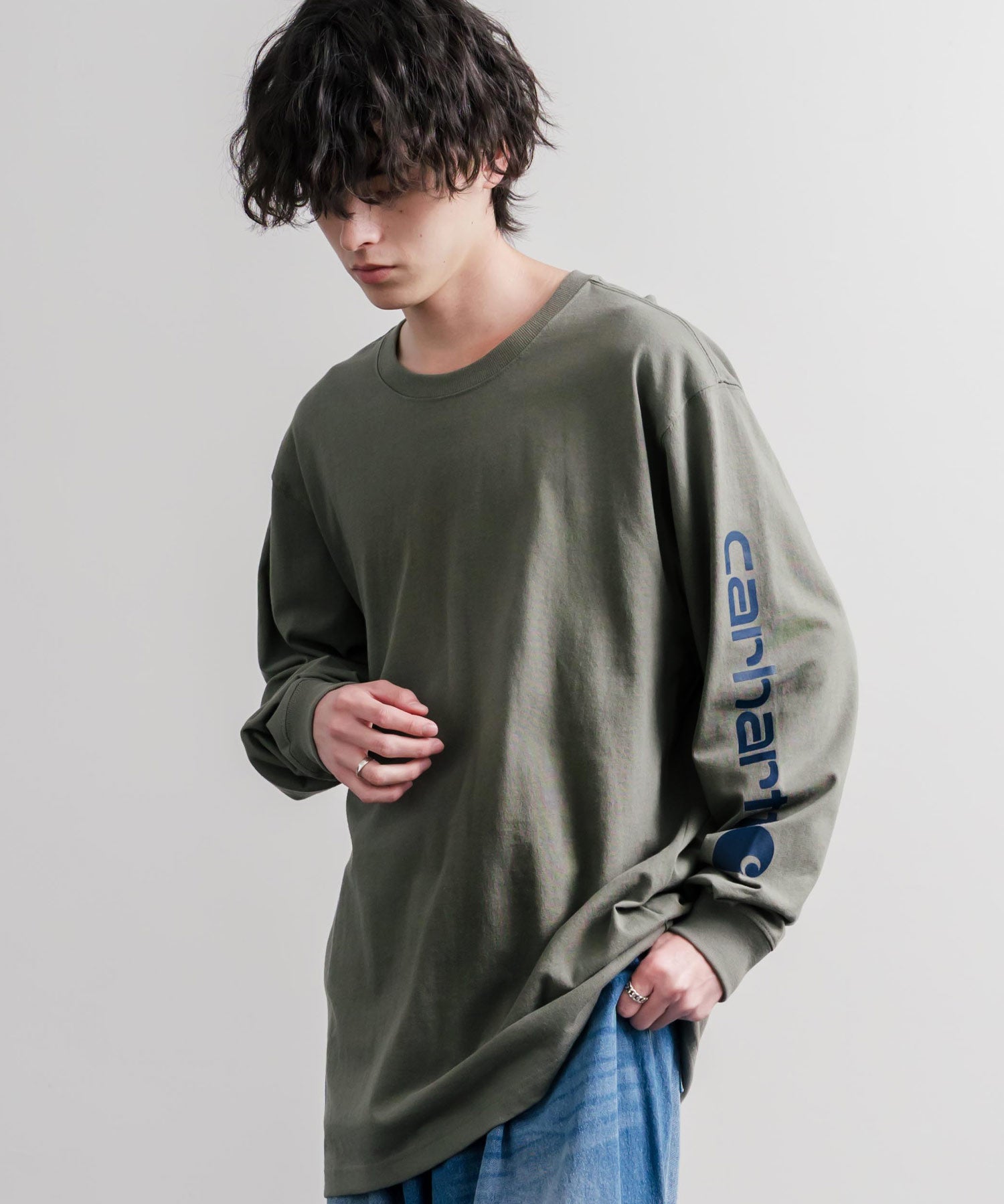 Carhartt カーハート HEAVYWEIGHT LONG-SLEEVE T-SHIRTS/オーバーサイズヘビーウェイト袖ロゴプリント長袖クルーネックTシャツ 16475