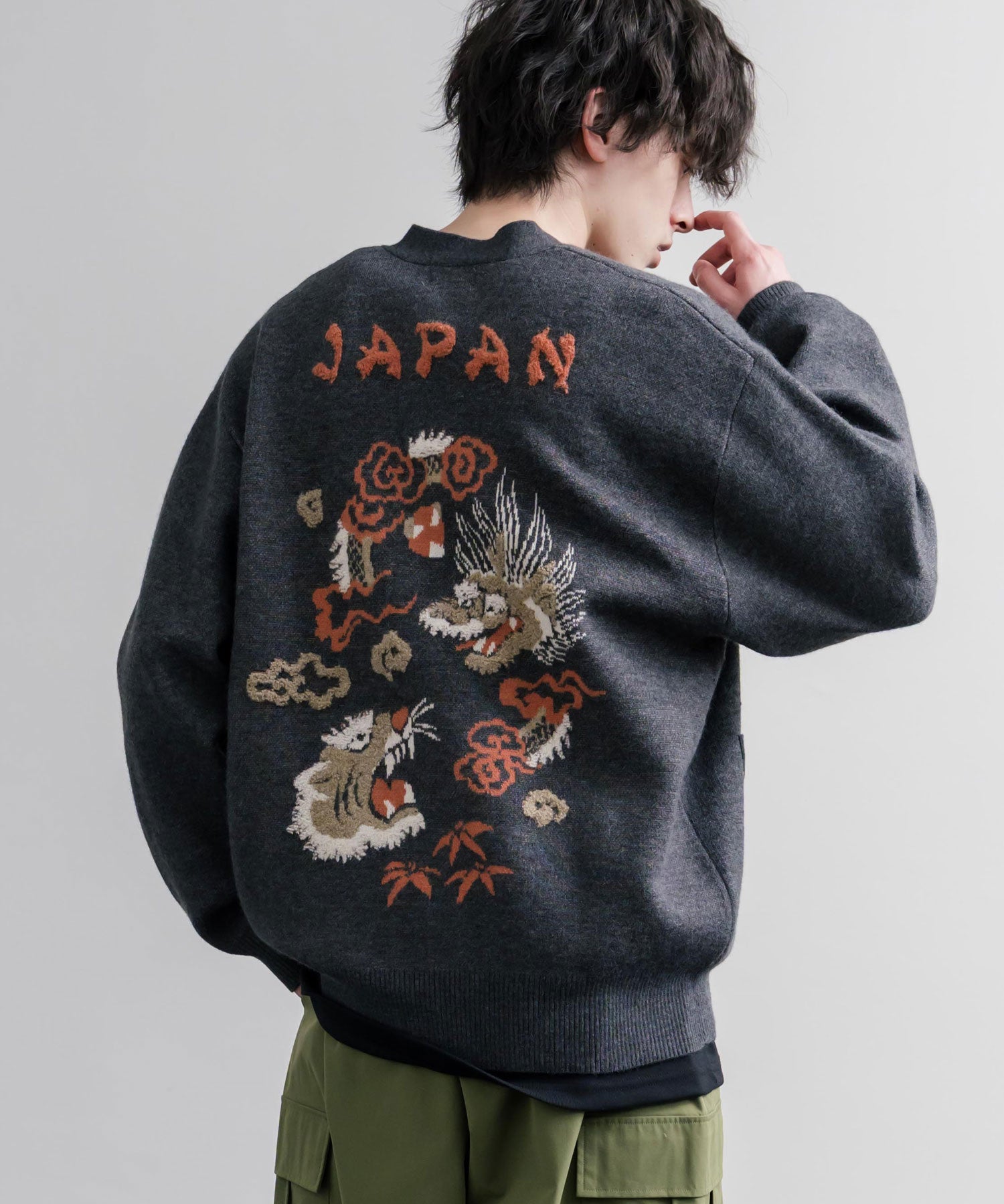 KRIFF MAYER クリフメイヤー オーバーサイズ龍虎刺繍もちのびV長袖ネックニットカーディガン 2623100 16539