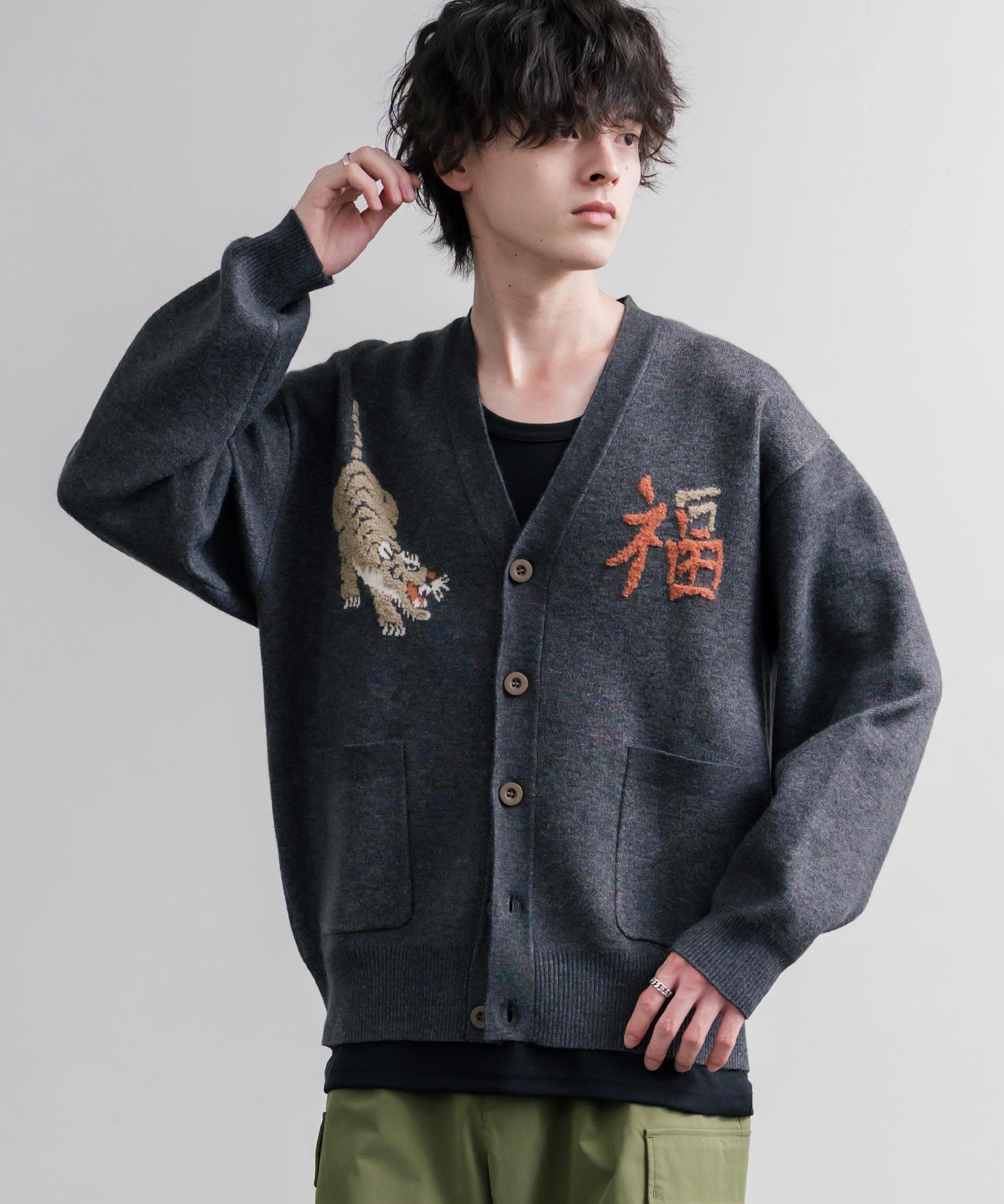 KRIFF MAYER クリフメイヤー オーバーサイズ龍虎刺繍もちのびV長袖ネックニットカーディガン 2623100 16539