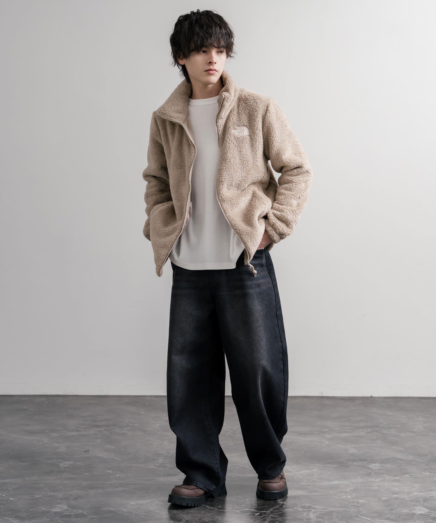 日本未展開モデル THE NORTH FACE WHITE LABEL COMFY ALPHA FLEECE ZIP UP ザ・ノースフェイス ホワイトレーベル ワンポイントロゴ刺繍スタンドカラーシャギーボアフリースジャケット 16563