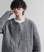 Upscape Audience アップスケープオーディエンス 日本製 国産 尾州ダイヤ柄コットンキルトフィンガーホール付きノーカラースナップボタンジャケット AUD7419 16567