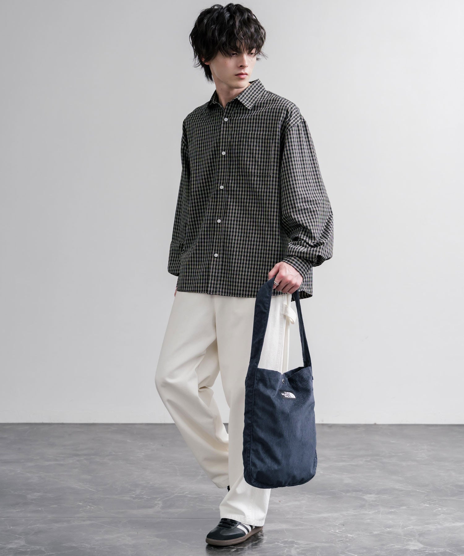 THE NORTH FACE ザ・ノースフェイス FLUID TOTE_PLUS コーデュロイトートバッグ/ロゴワッペンワンショルダーバッグ 16611
