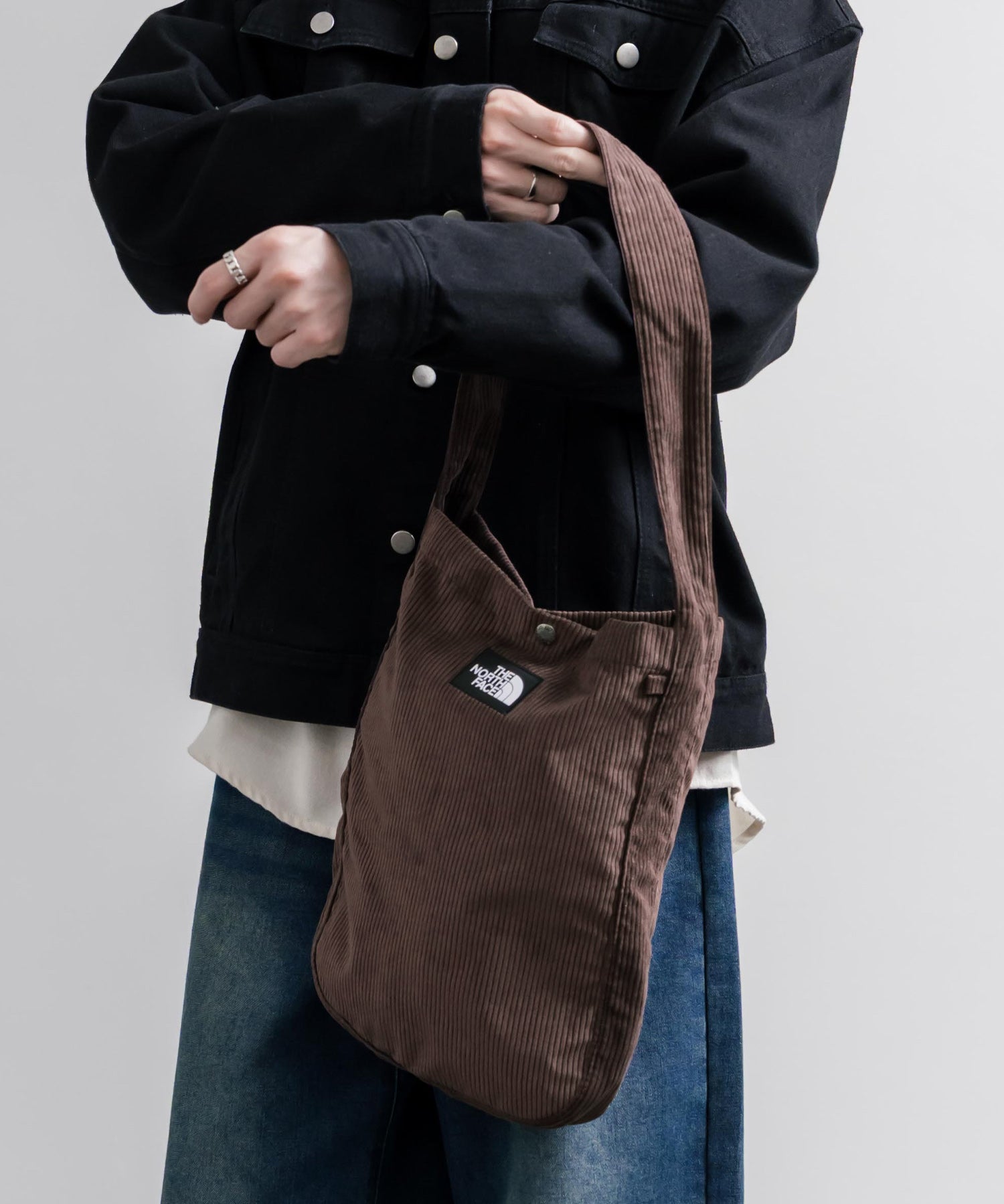 THE NORTH FACE ザ・ノースフェイス FLUID TOTE_PLUS コーデュロイトートバッグ/ロゴワッペンワンショルダーバッグ 16611