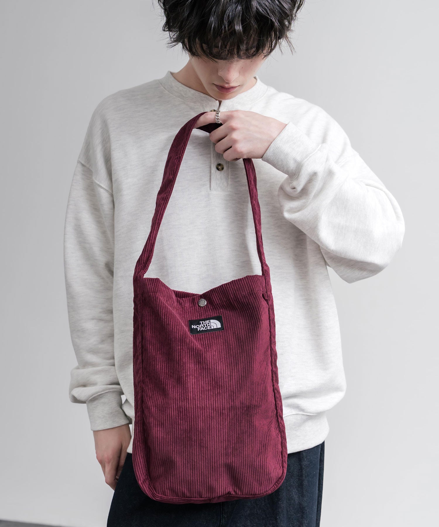 THE NORTH FACE ザ・ノースフェイス FLUID TOTE_PLUS コーデュロイトートバッグ/ロゴワッペンワンショルダーバッグ 16611