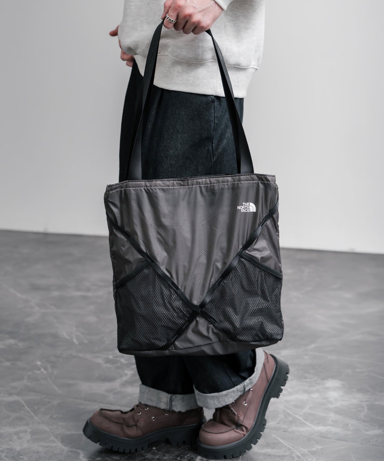 THE NORTH FACE ザ・ノースフェイス ULTRA-Z SHOULDER BAG M コーデュラナイロンショルダーバッグ/トートバッグ 16613