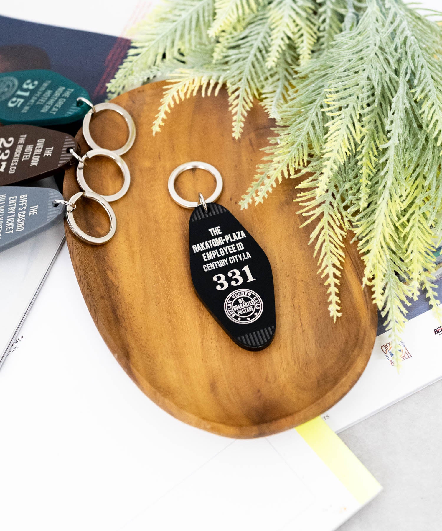 Butler Verner Sails バトラーバーナーセイルズ 日本製 国産 Movie Inspired Keychain モーテルキーアクリルキーホルダー JW-2978