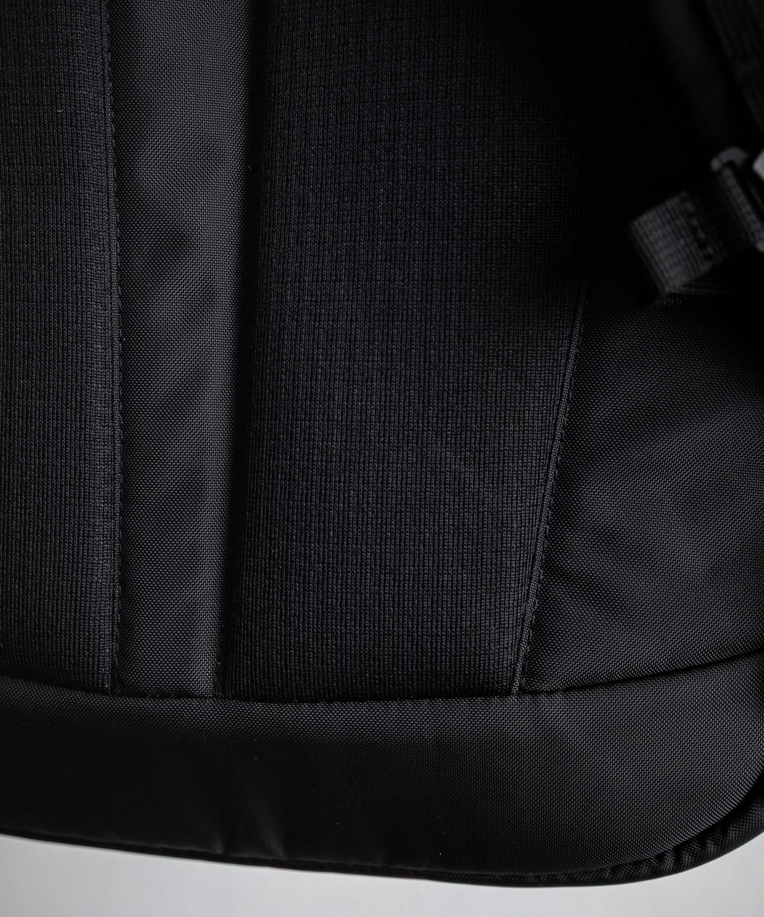Patagonia ATOM DAY PACK 24L ワンポイントロゴバックパック リュックサック 16216