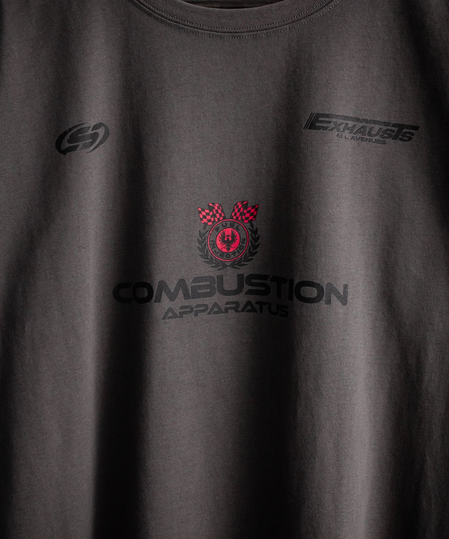 オーバーサイズ ピグメントライクグラフィックプリントノースリーブTシャツ
