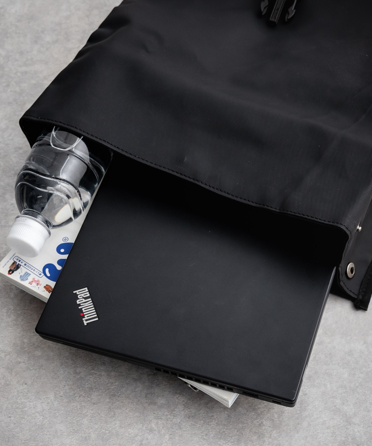 ロールトップアーバンフラップデイパック/バックパック/リュック 15512