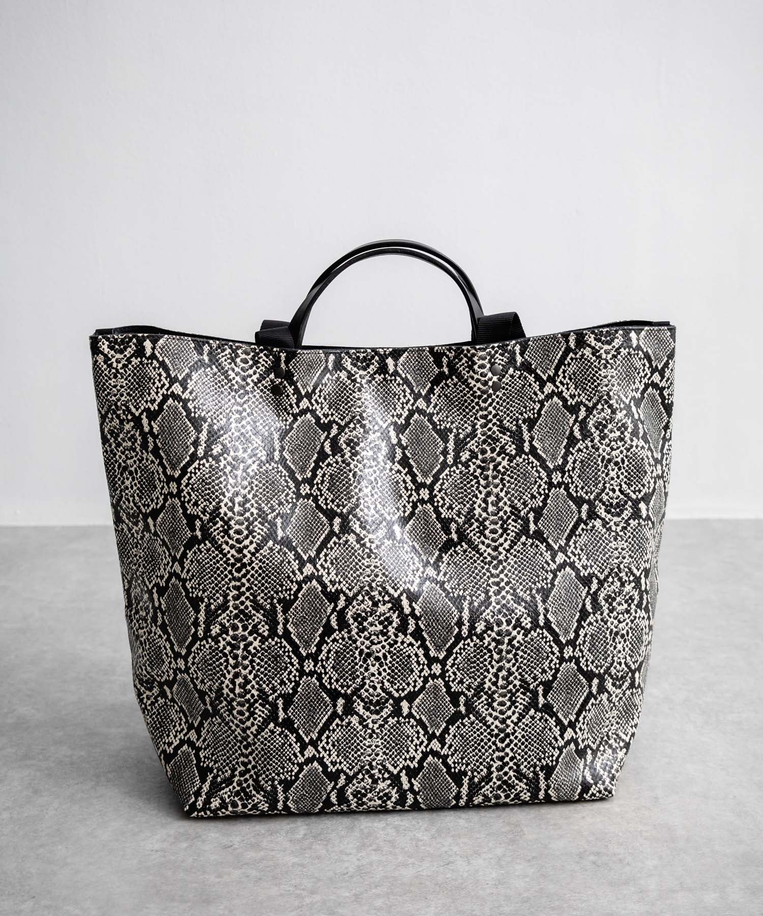 Butler Verner Sails バトラーバーナーセイルズ 日本製 国産 スネーク柄2WAYトートバッグ JI-2854 13473