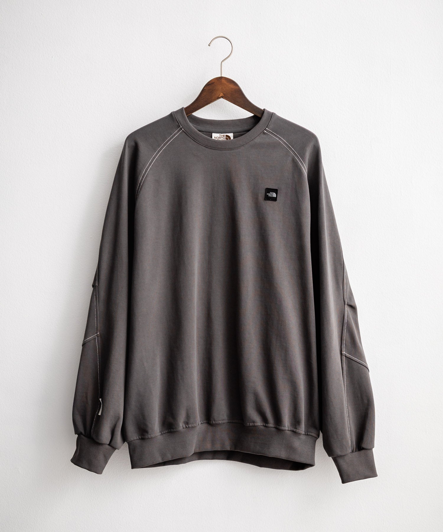 日本未展開モデル THE NORTH FACE ザ・ノースフェイス WHITE LABEL ホワイトレーベル MINI BOX STITCH SWEATSHIRTS オーバーサイズミニボックスロゴ刺繍ステッチスウェット 15064