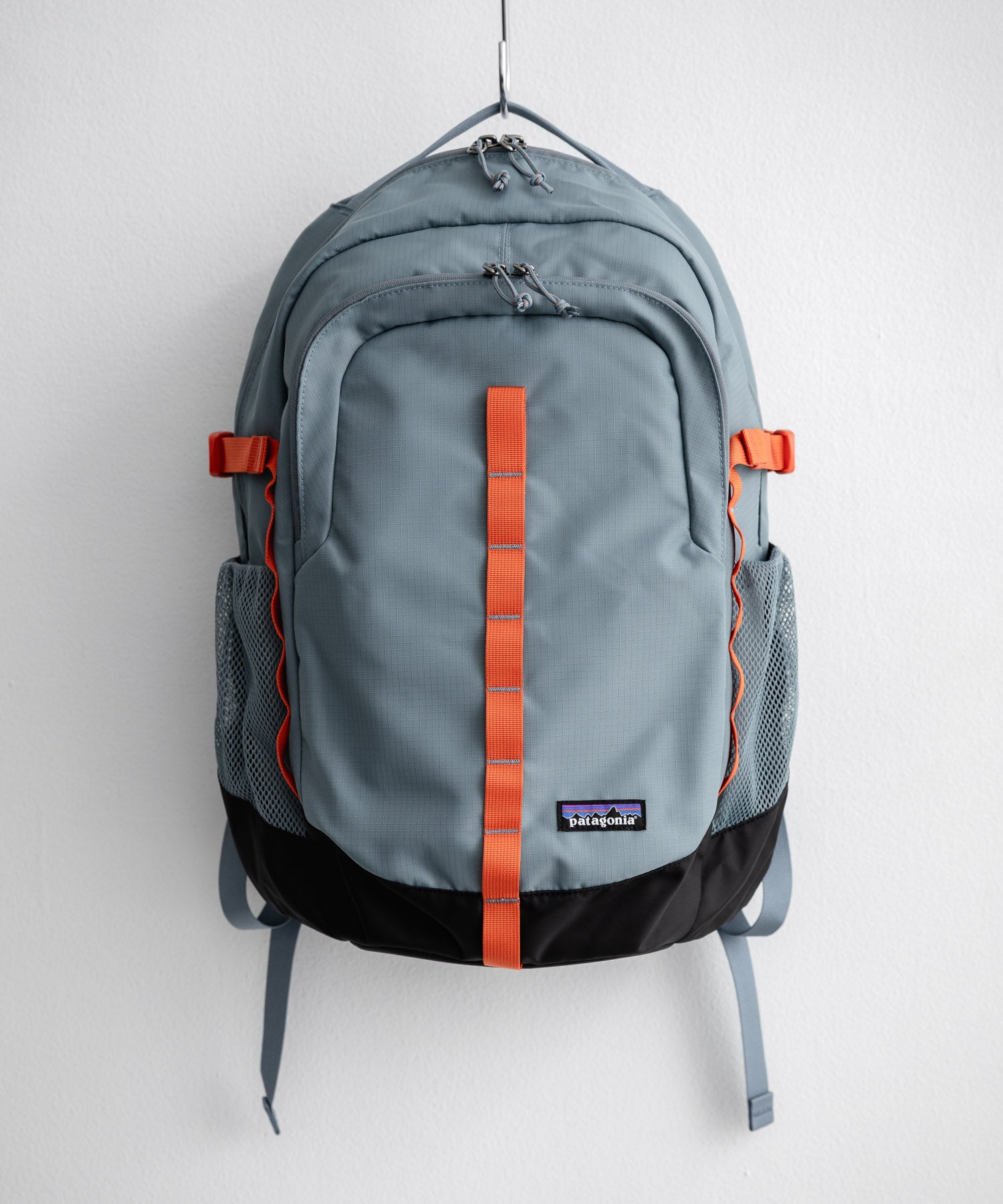 パタゴニア　リュックサック Patagonia パタゴニア REFUGIO DAY PACK 26L A4収納可能大容量リュック