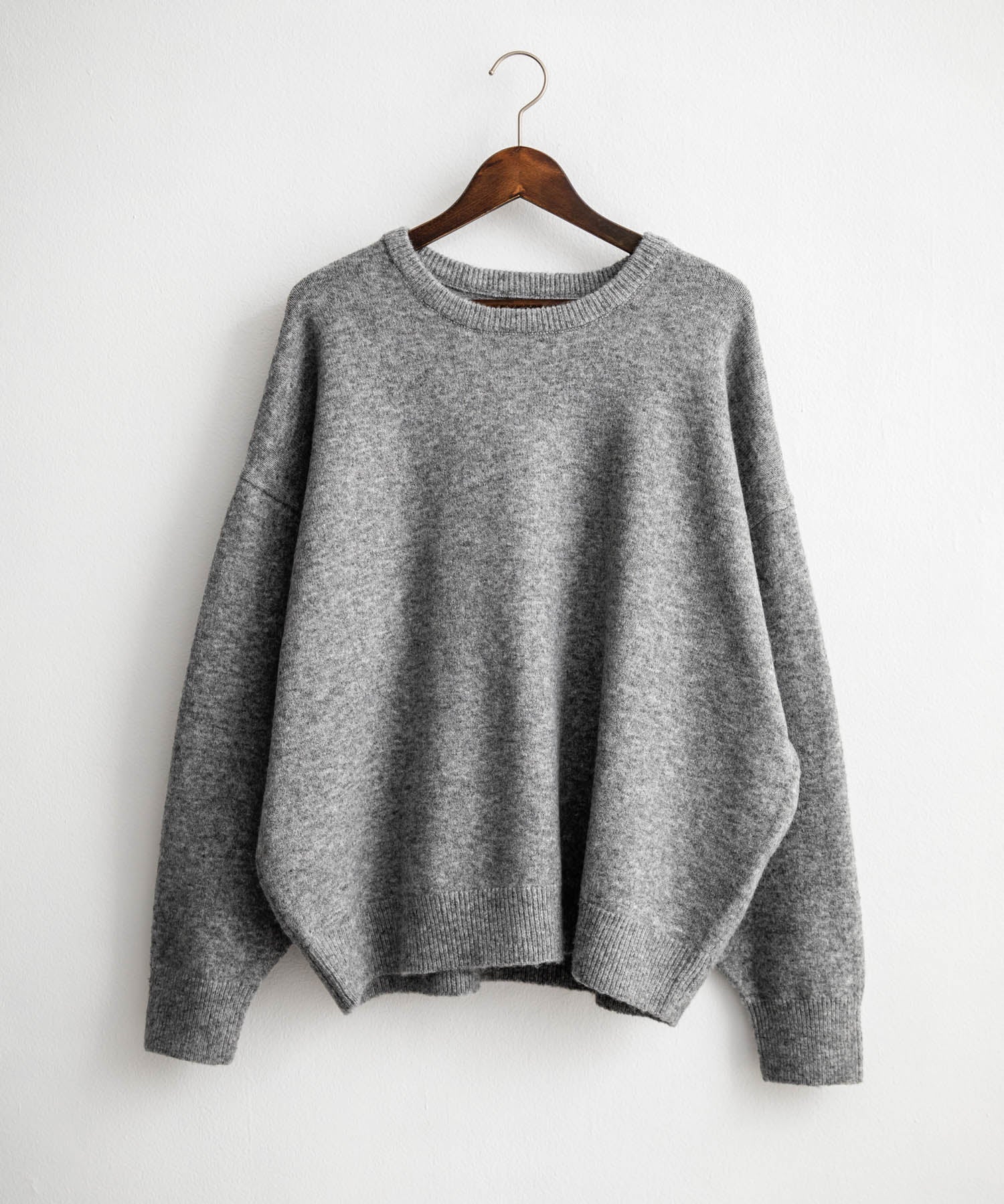 オーバーサイズ5Gウール混天竺ショート丈クルーネックニットセーター 15192