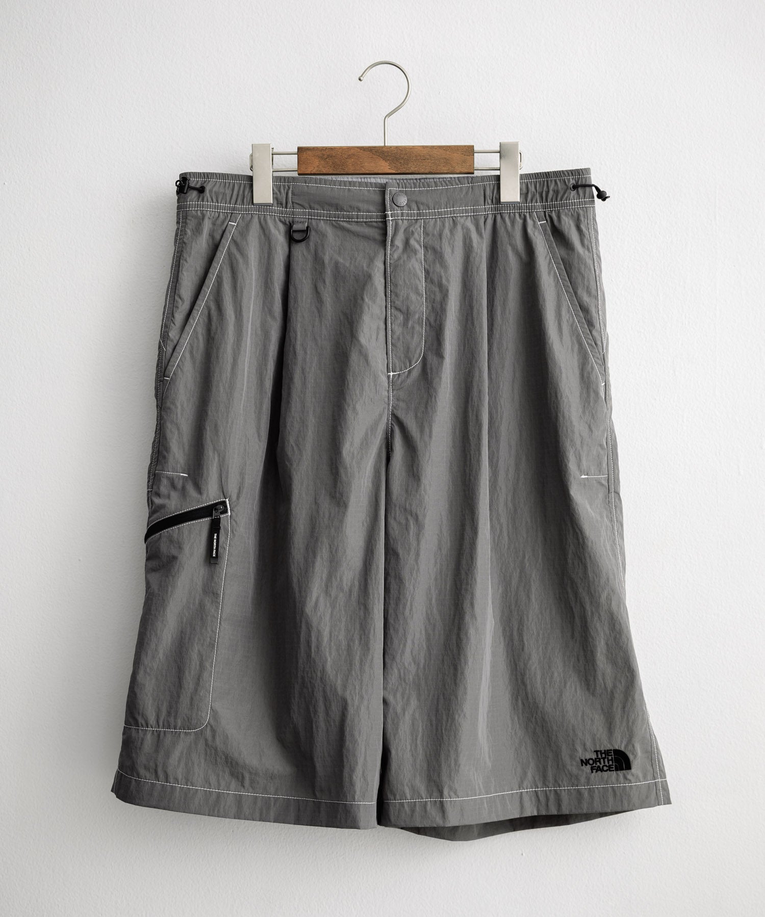 日本未展開モデル THE NORTH FACE ザ・ノースフェイス WHITE LABEL ホワイトレーベル SHELDON BERMUDA ナイロンワイドハーフパンツ 16065