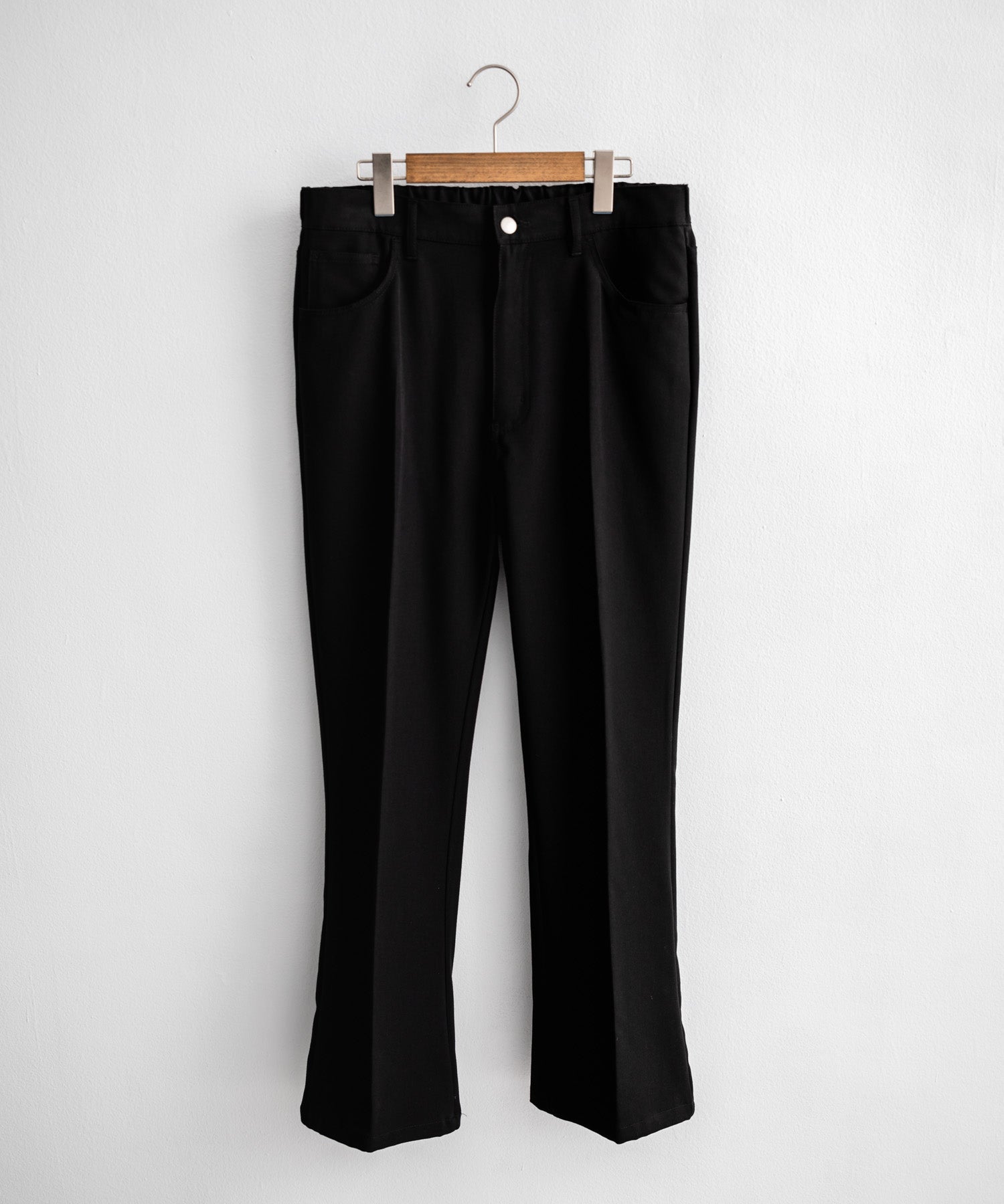 TRストレッチ センタープレス ブーツカットフレアスラックスパンツ 美