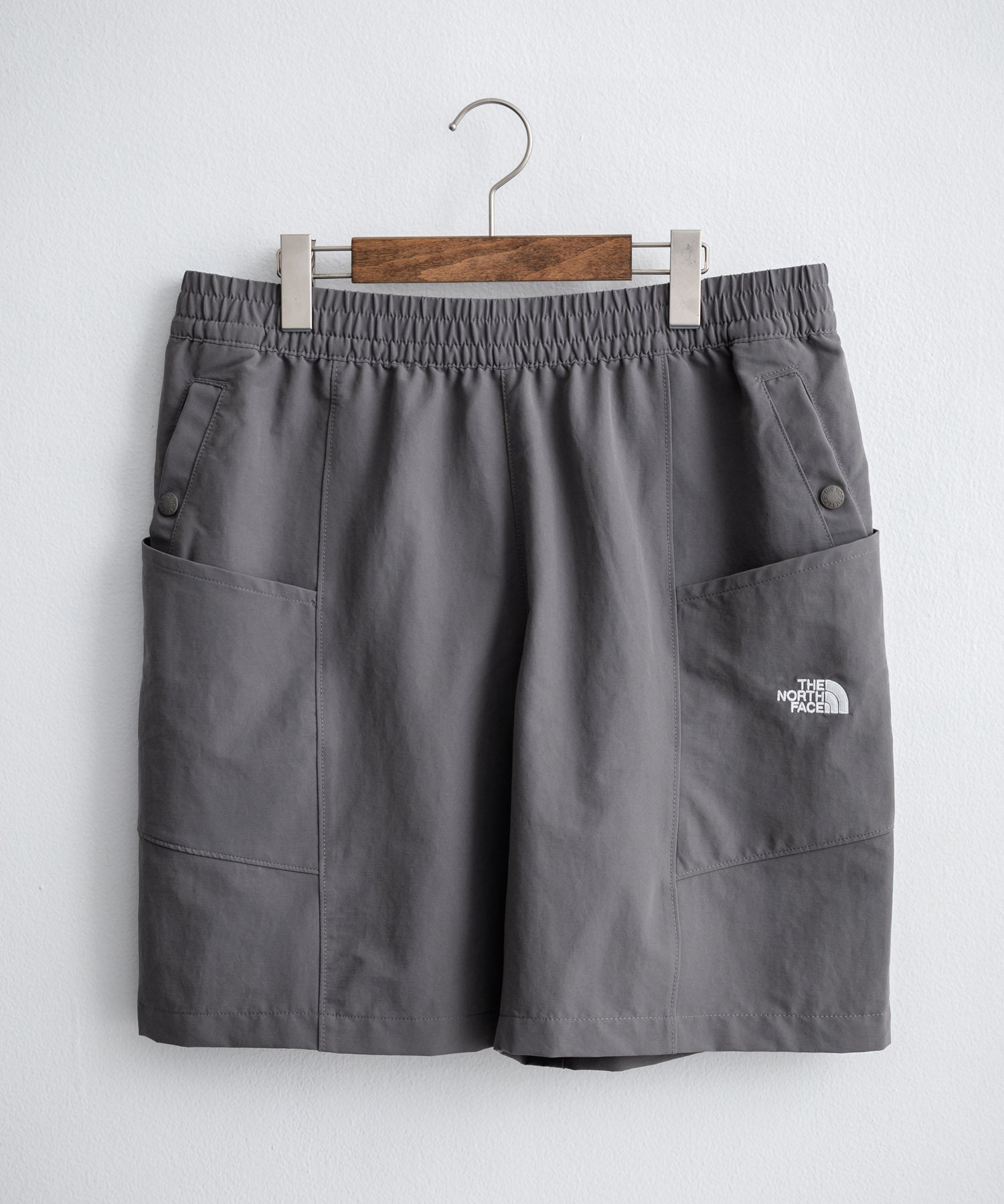 THE NORTH FACE ザ・ノースフェイス M CASUAL CARGO SHORT - AP ワンポイントロゴ刺繍イージーカーゴショートパンツ/ハーフパンツ 16248