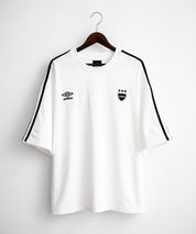 UMBRO アンブロ 別注コラボ オーバーサイズサイドライントラックワンポイントロゴ刺繍クルーネック半袖Tシャツ