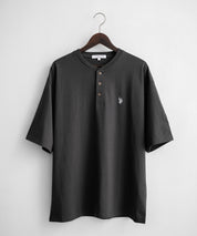U.S. POLO ASSN. ユーエスポロアッスン 別注コラボワンポイントロゴ刺繍天竺ヘンリーネック半袖Tシャツ 15427