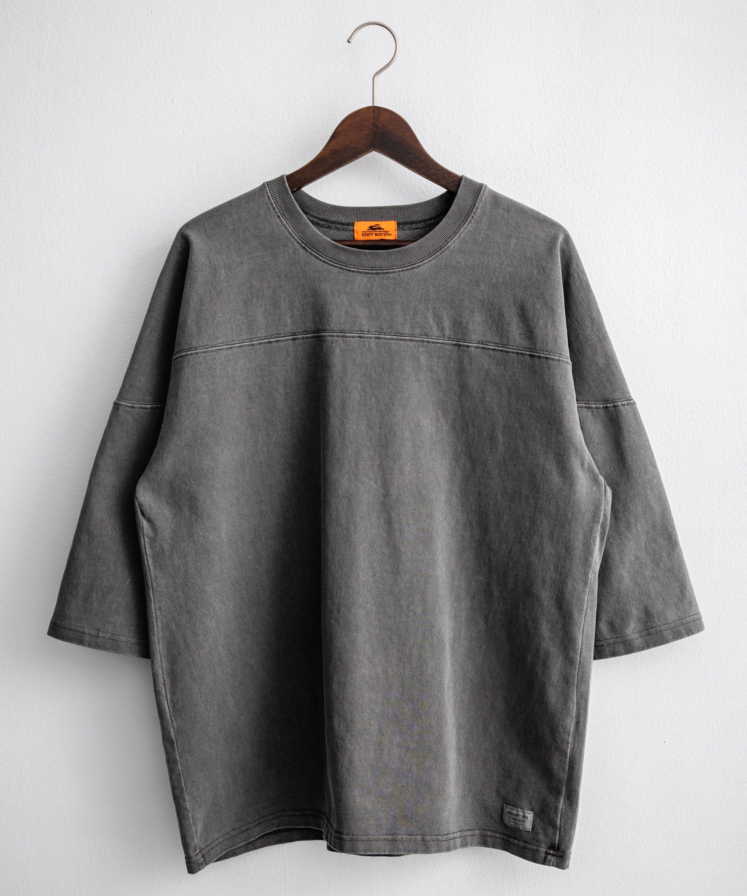 KRIFF MAYER クリフメイヤー オーバーサイズ ヘビーオンス天竺 ピグメント加工 フットボール七分袖Tシャツ 2435808