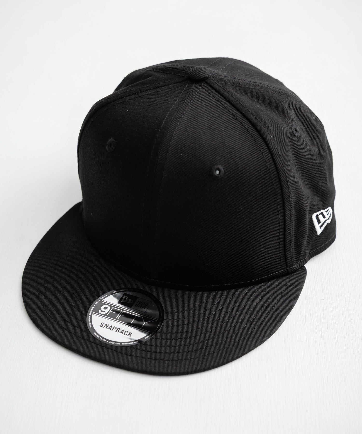 NEW ERA ニューエラ Flat Bill Snapback Cap 9FIFTY フラットバイザーワンポイントフラッグロゴ刺繍ベースボールキャップ 16119