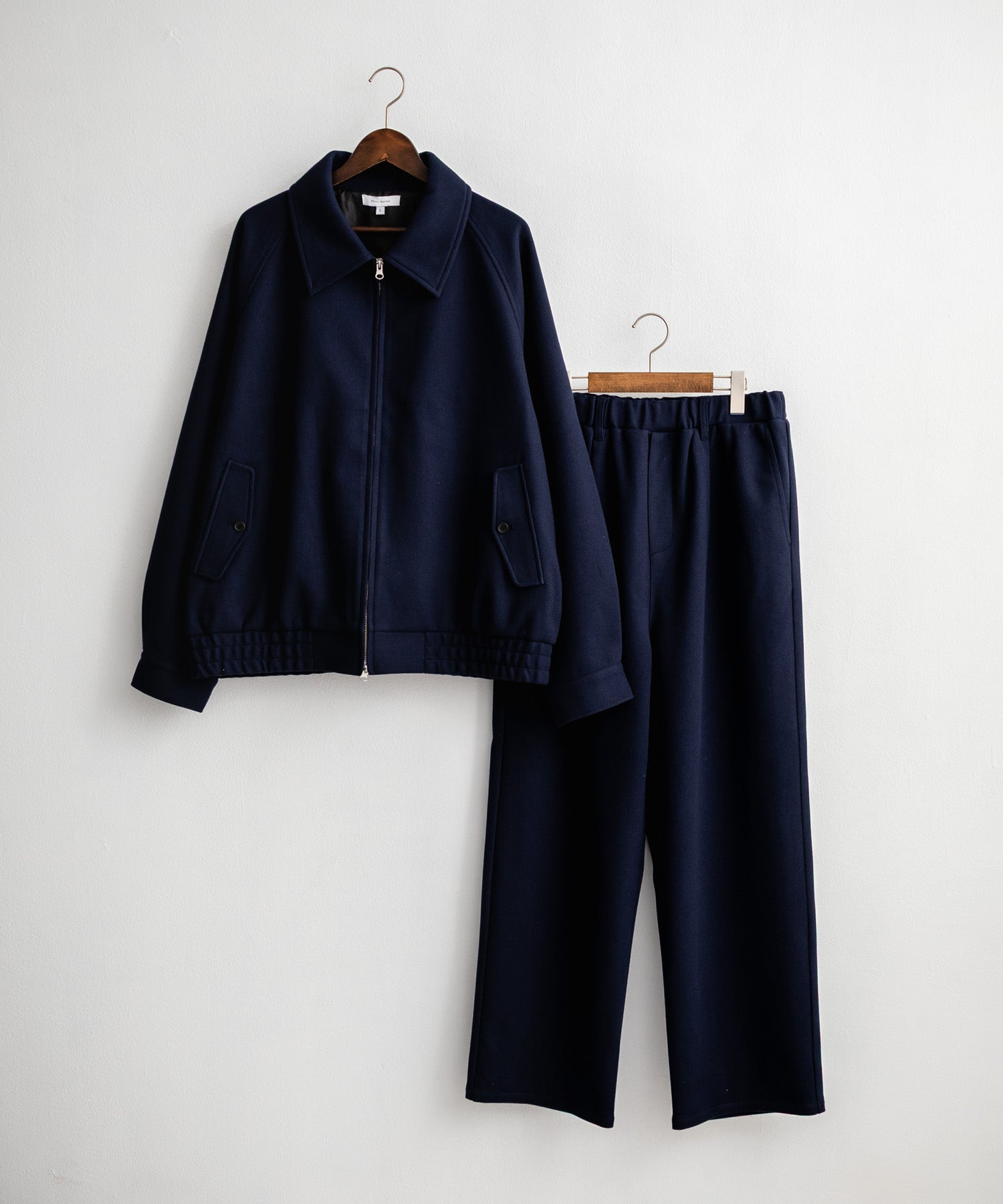 バーバーリー　ハリントンジャケット　ノヴァチェック　短丈　ネイビー バーバーリー ハリントンジャケット ノヴァチェック 短丈 ネイビー