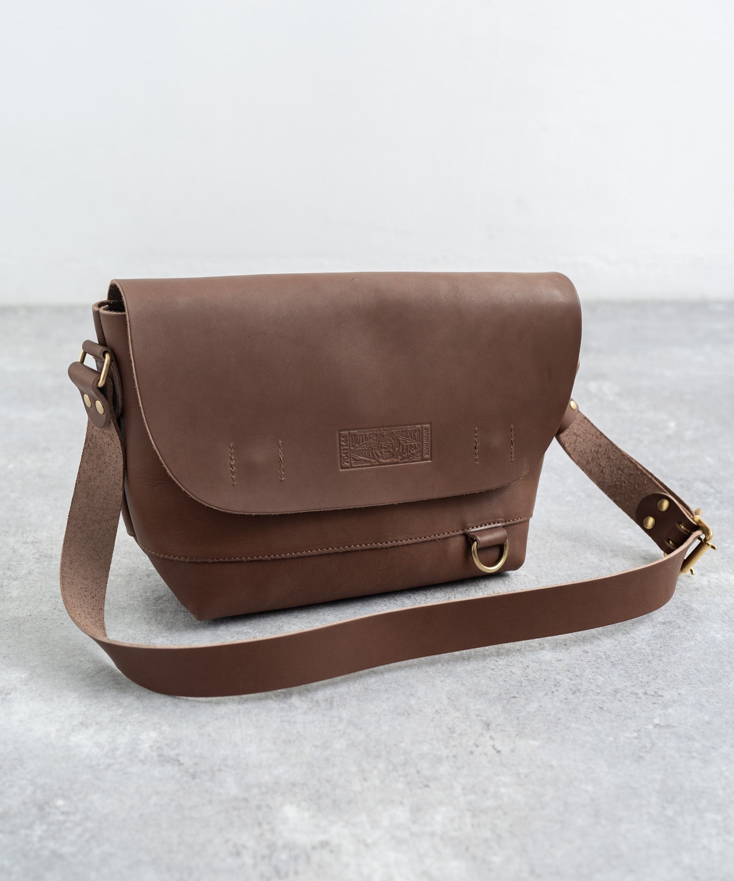 Butler Verner Sails バトラーバーナーセイルズ 日本製 国産本ヌメ革ショルダーバッグ JA-0918-3 1900