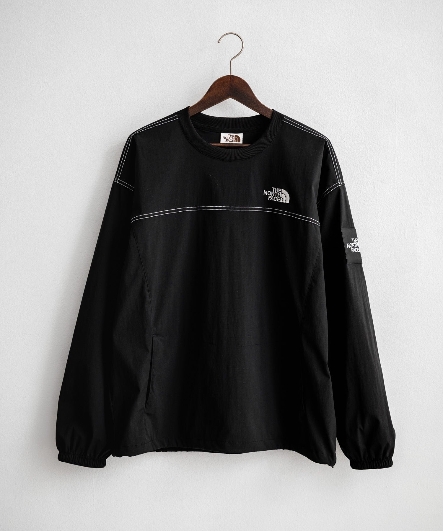 日本未展開モデル THE NORTH FACE ザ・ノースフェイス WHITE LABEL ホワイトレーベル TNF LOGO CREWNECK ワンポイントロゴステッチ長袖カットソー 15434
