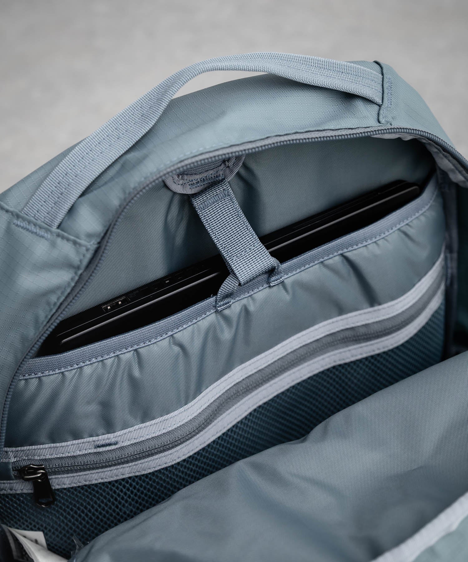 Patagonia パタゴニア REFUGIO DAY PACK 26L A4収納可能大容量リュック/バックパック 16148