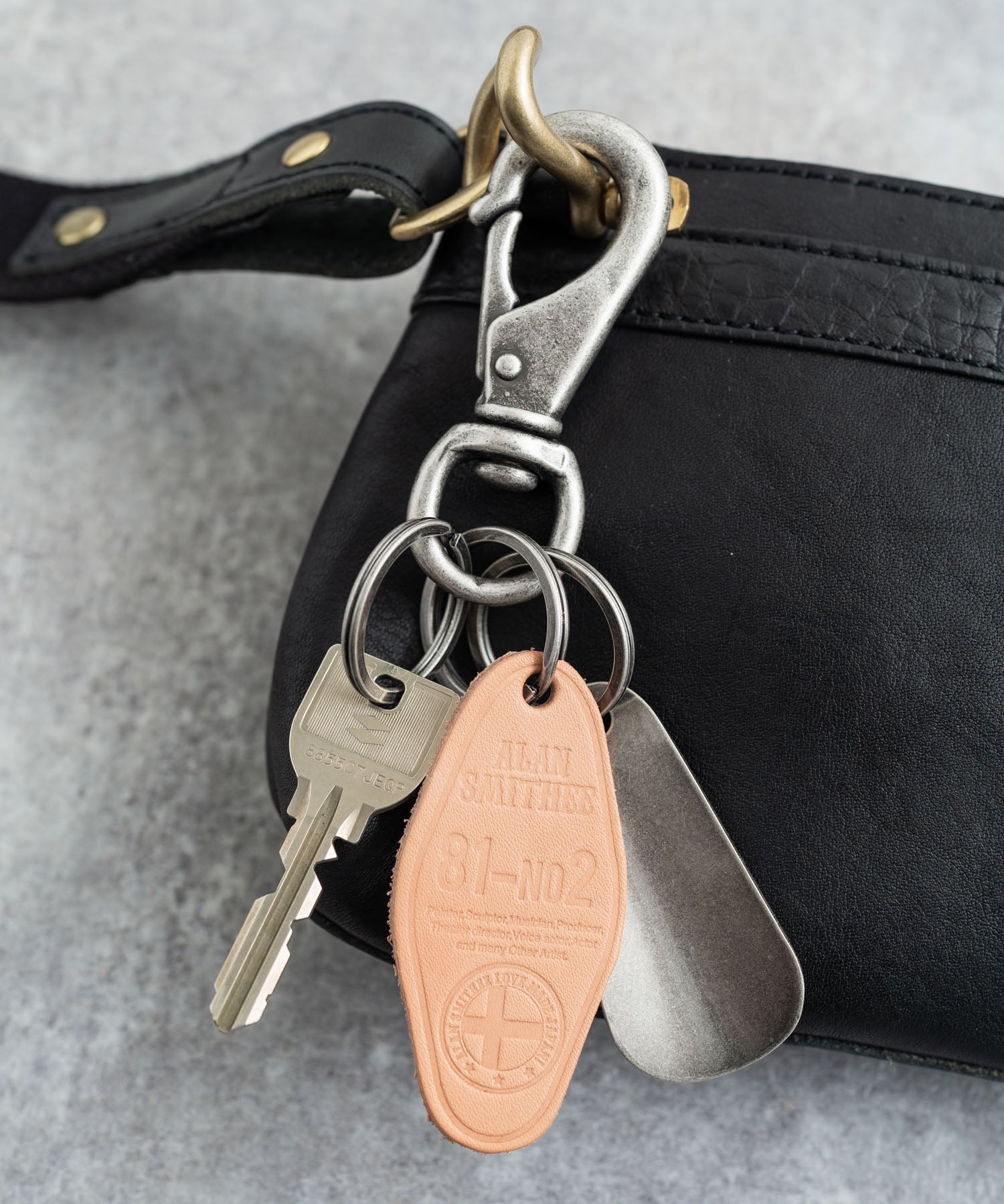 Alan Smithee アランスミシー 日本製 国産BRASS SHOEHORN KEY CHAIN シューホーンキーホルダー AW-1371 2208