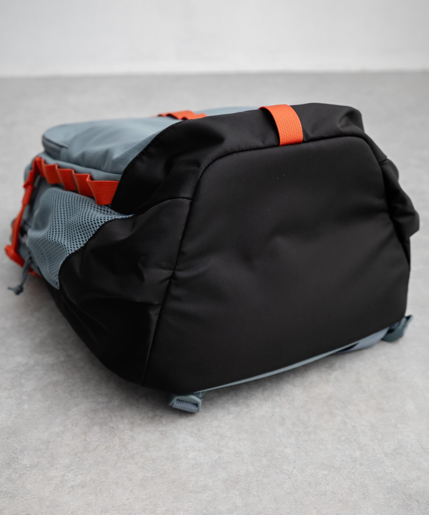 Patagonia パタゴニア REFUGIO DAY PACK 26L A4収納可能大容量リュック/バックパック 16148