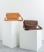 Butler Verner Sails バトラーバーナーセイルズ 日本製 国産本ヌメ革ショルダーバッグ JA-0918-3 1900