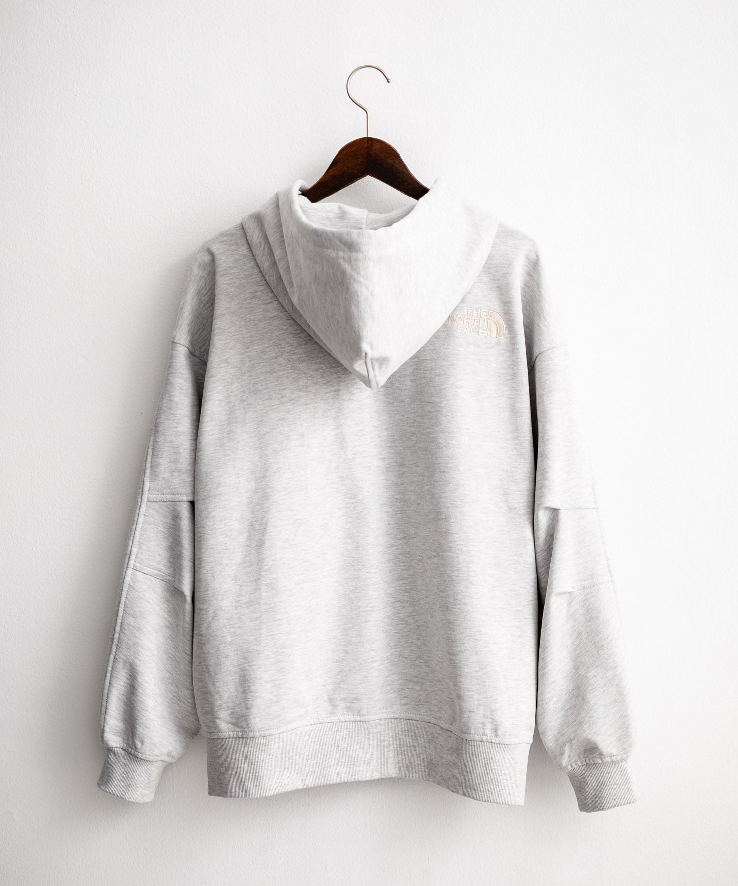 日本未展開モデル THE NORTH FACE ザ・ノースフェイス WHITE LABEL ホワイトレーベル ESSENTIAL HOOD ZIP UP エッセンシャルフードジップアップパーカー 15154