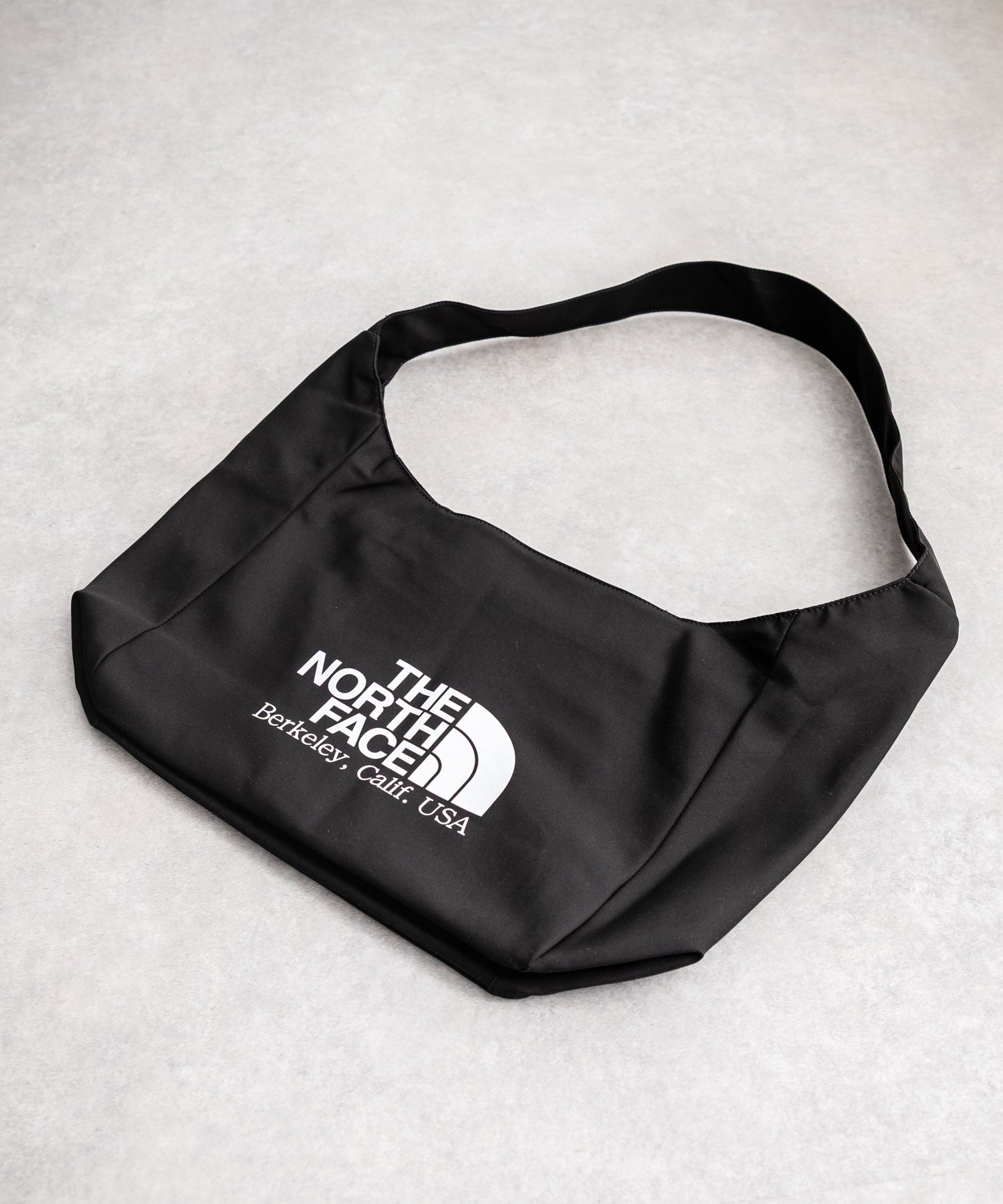 新色追加 日本未展開モデル THE NORTH FACE WHITE LABEL BIG LOGO SHOULDER BAG 韓国限定 ワンポイントロゴショルダーバッグ 14589