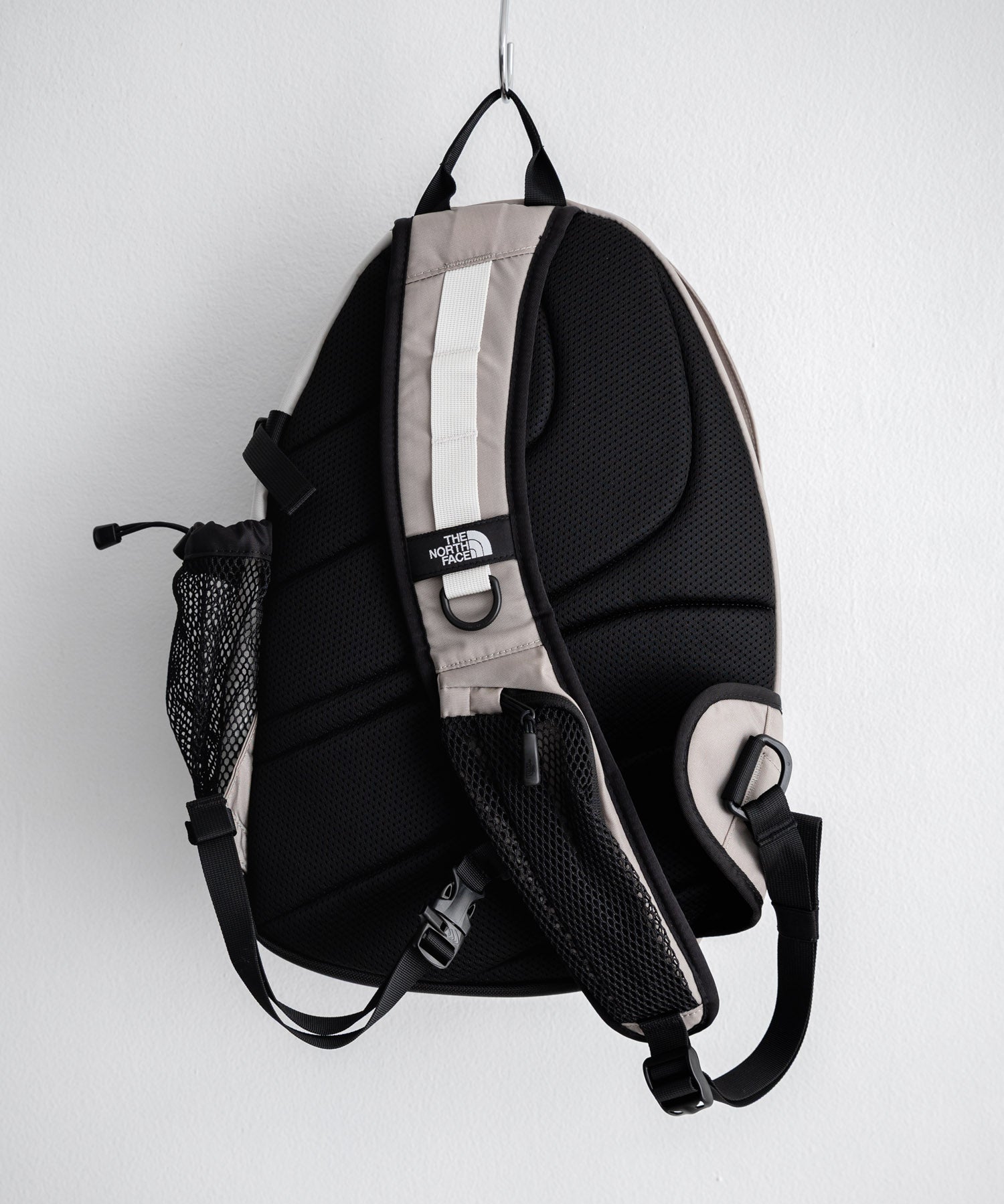 THE NORTH FACE ザ・ノースフェイス HOT SHOT SLING ホットショットスリングバッグ A4収納ワンショルダーバッグ 16389