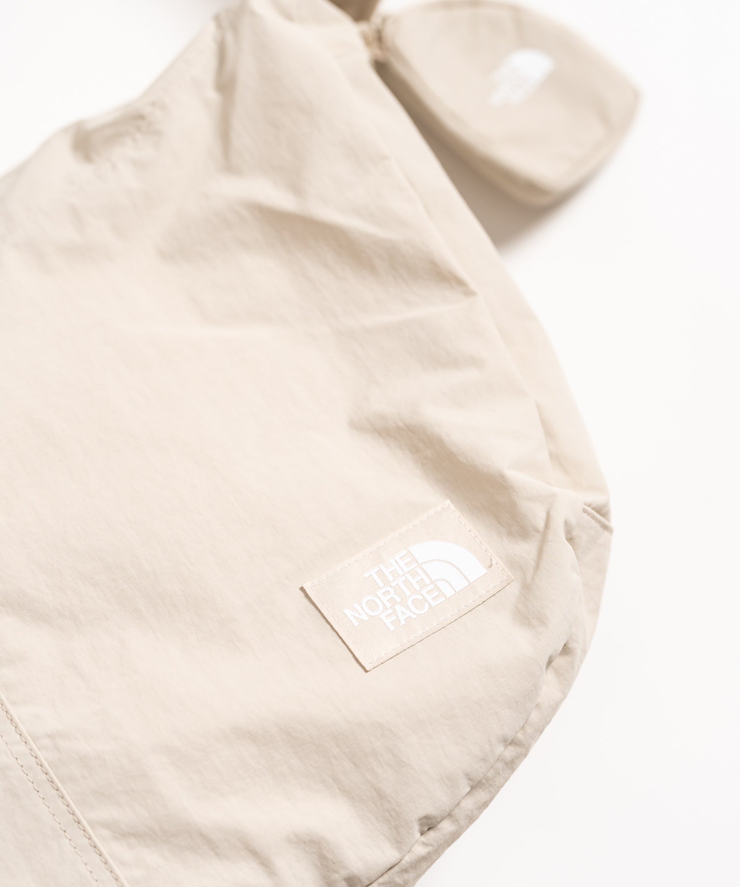 THE NORTH FACE ザ・ノースフェイス URBAN BIG SHOULDER BAG ミニポーチ付きワンポイントロゴショルダーバッグ 15882