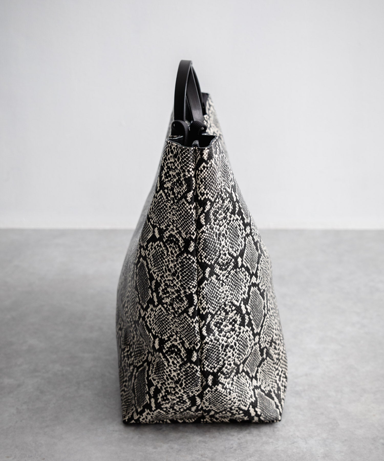 Butler Verner Sails バトラーバーナーセイルズ 日本製 国産 スネーク柄2WAYトートバッグ JI-2854 13473