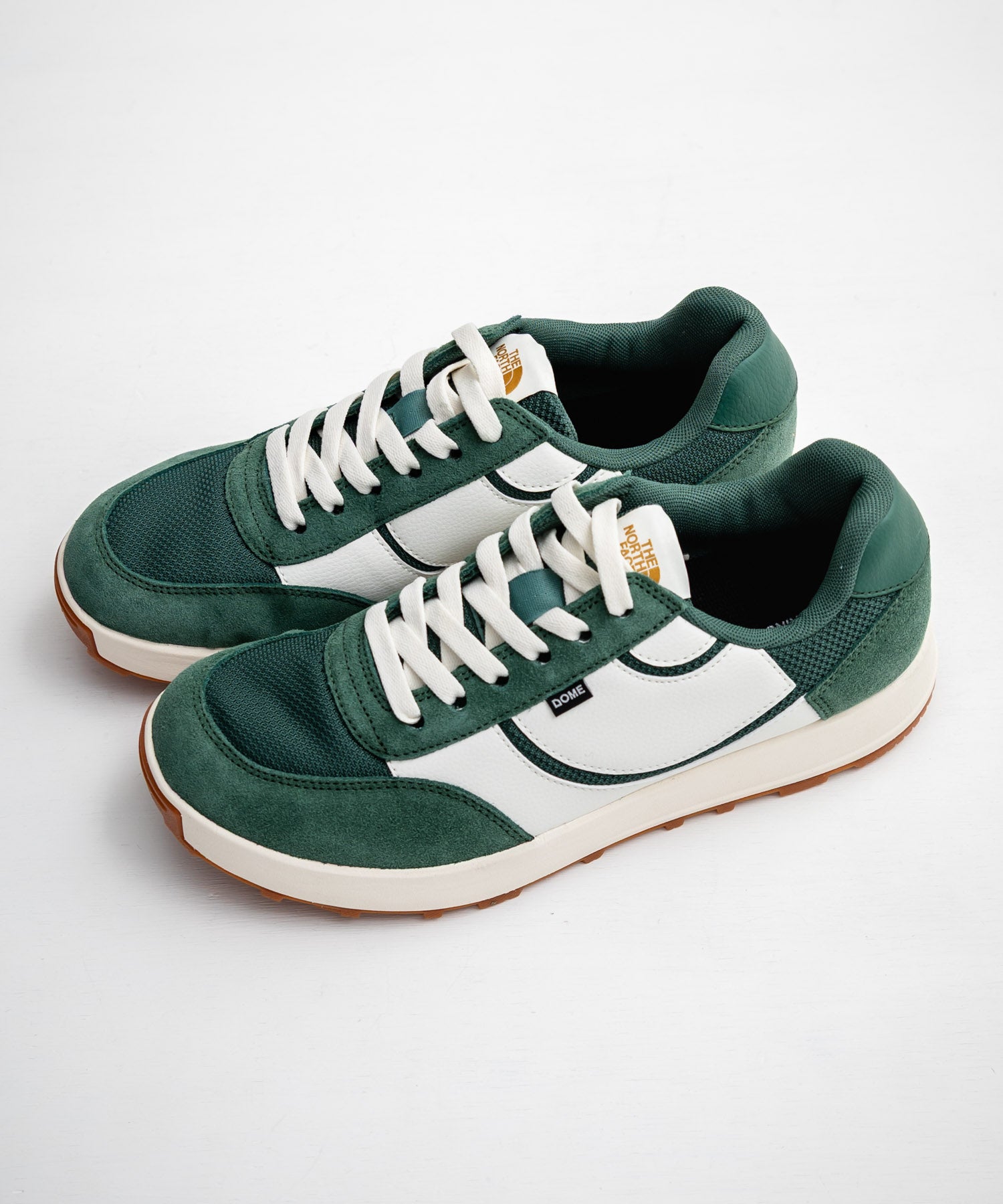 THE NORTH FACE DOME レースアップスニーカー ランニングシューズ	15381