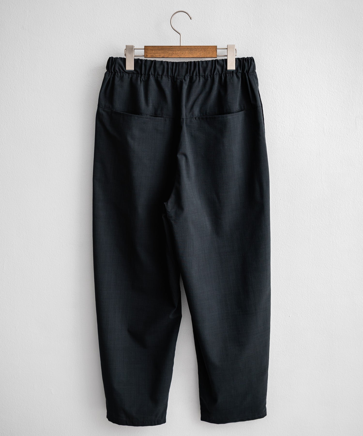 新色追加 接触冷感多機能素材リネンライク アンクルテーパードイージーパンツ 15482