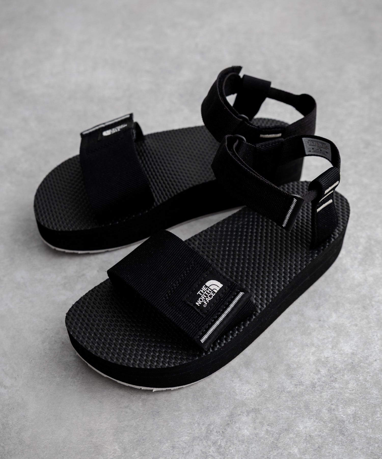 THE NORTH FACE W SKEENA SANDAL PLATFORM オンライン限定 ワンポイントロゴボリュームソール厚底スポーツサンダル 16220